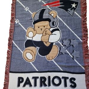 Vintage Northwest Company Baby New England‎ Patriots Bear Fringe Blanket 35"x45"